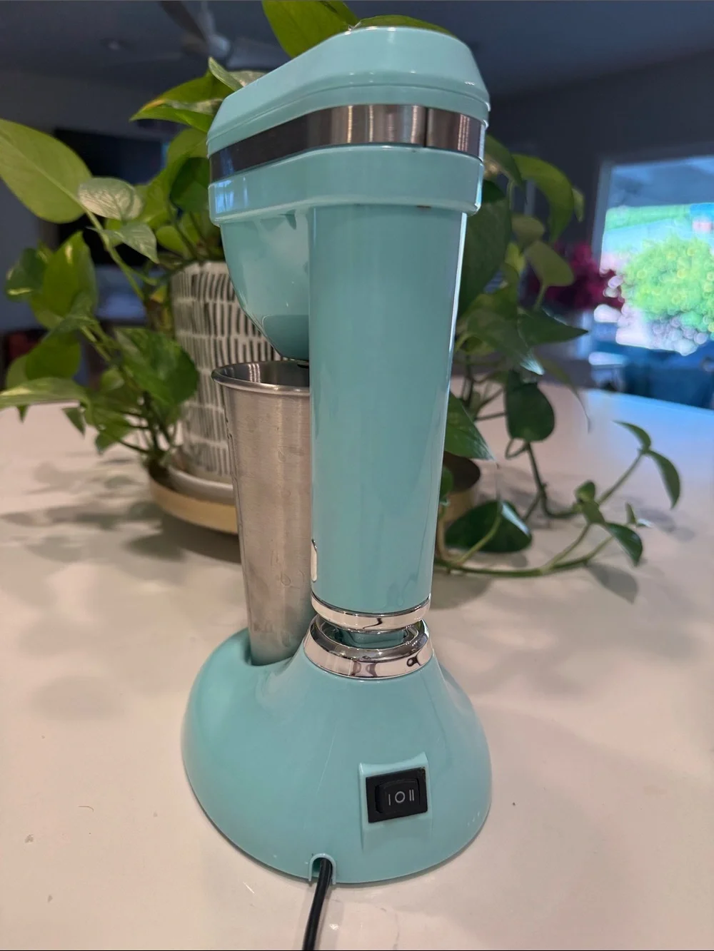 Brentwood Aqua Electric Milkshake Maker - Retro Countertop Mixer